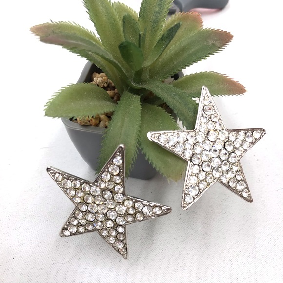 costume Jewelry - Rhinestone Star Clip On Earrings
